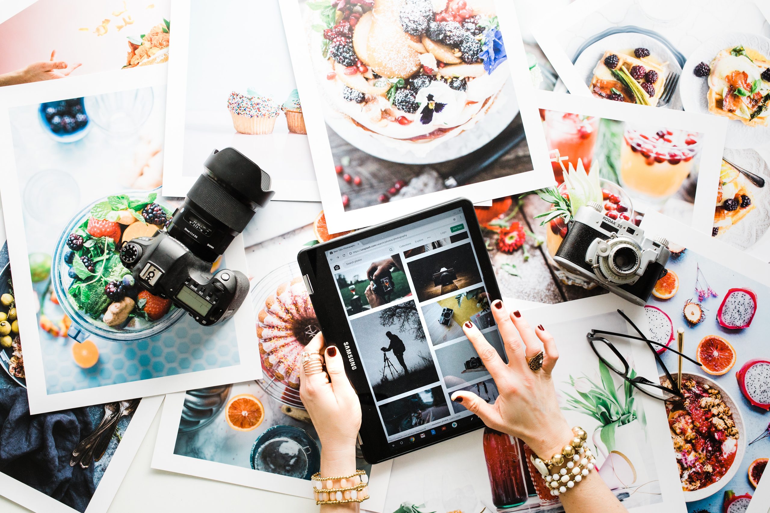 How Photo Book Printing Aids Photographers