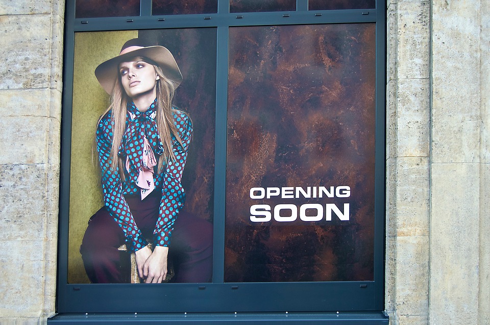 Temporary Window Advertising