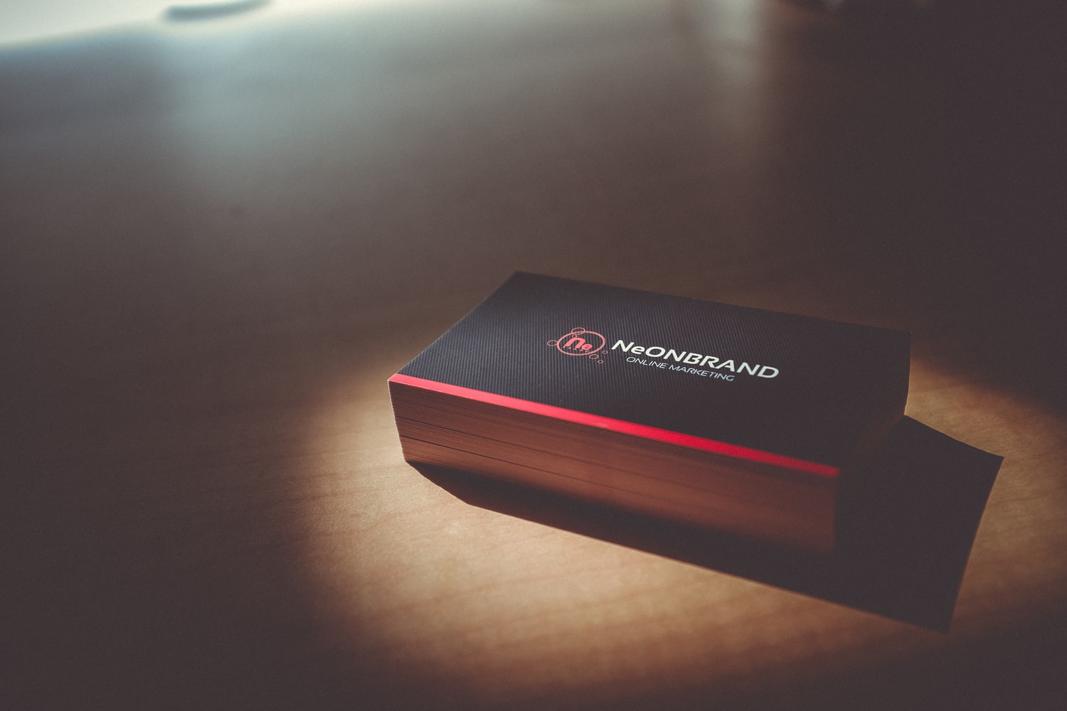 How to Find Cheap Business Cards in Los Angeles