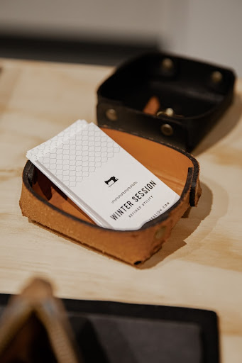 Where to Get the Best Business Cards Near You