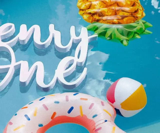 Floating Pool Letters